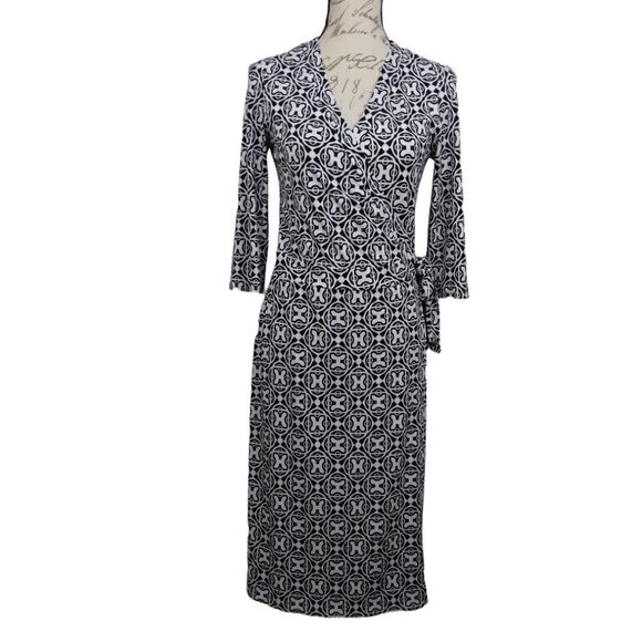 Bisou Bisou | Black & White Print Jersey Knit Stretch Wrap Dress |  Size 8 - Picture 1 of 9